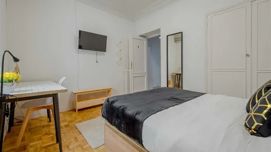Rooms in Madrid Salamanca - photo 3