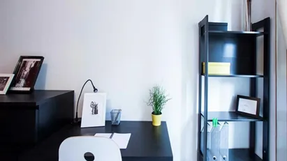 Room for rent in Milano Zona 7 - Baggio, De Angeli, San Siro, Milan