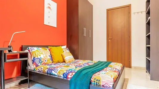 Rooms in Milano Zona 6 - Barona, Lorenteggio - photo 1