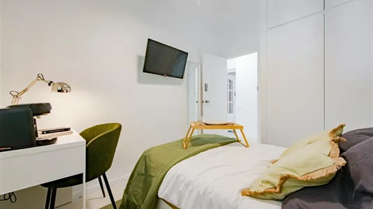 Rooms in Villaviciosa de Odón - photo 3