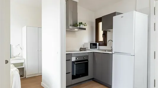 Apartments in Barcelona Ciutat Vella - photo 6