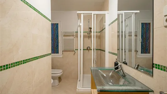 Rooms in Madrid Chamberí - photo 4