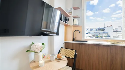 Apartments in Paris 16ème arrondissement (South) - photo 5