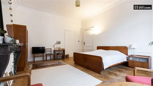 Rooms in Brussels Sint-Joost-ten-Node - photo 4