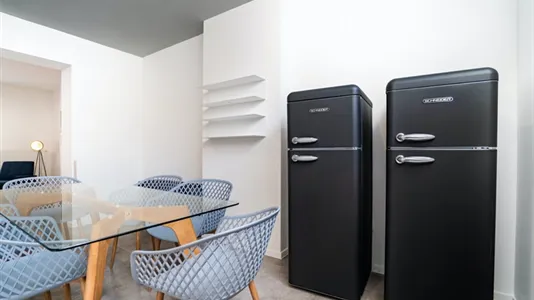 Rooms in Charleroi - photo 9