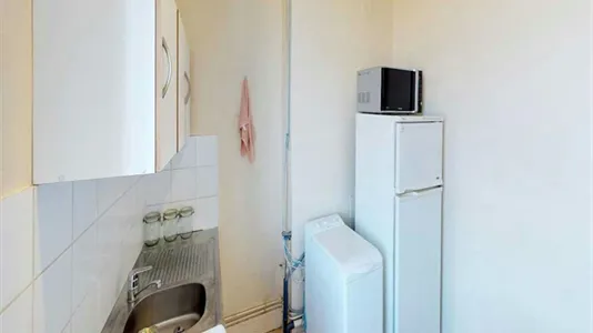 Rooms in Lyon - photo 5