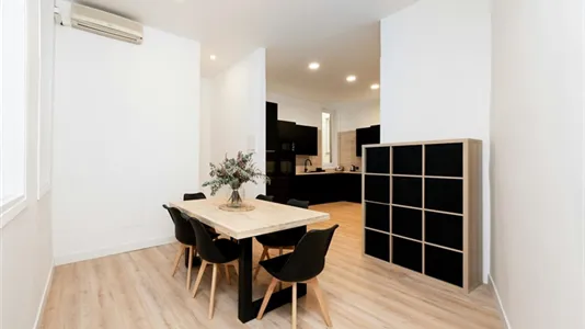 Rooms in Madrid Centro - photo 9