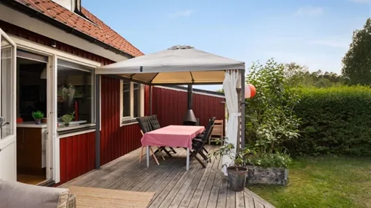 Houses in Täby - photo 3