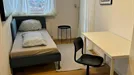 Room for rent, Munich, &lt;span class=&quot;blurred street&quot; onclick=&quot;ProcessAdRequest(12931825)&quot;&gt;&lt;span class=&quot;hint&quot;&gt;See streetname&lt;/span&gt;[xxxxxxxxxxxxx]&lt;/span&gt;