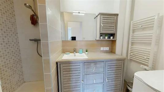 Rooms in Lyon - photo 10