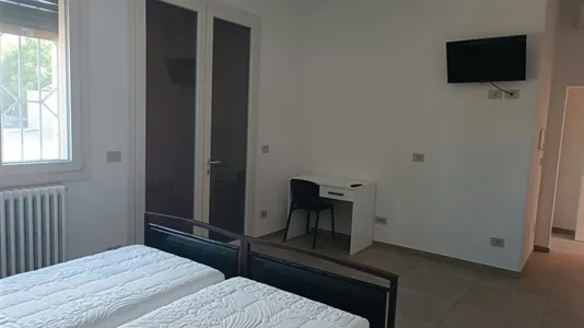 Rooms in Bologna - photo 2