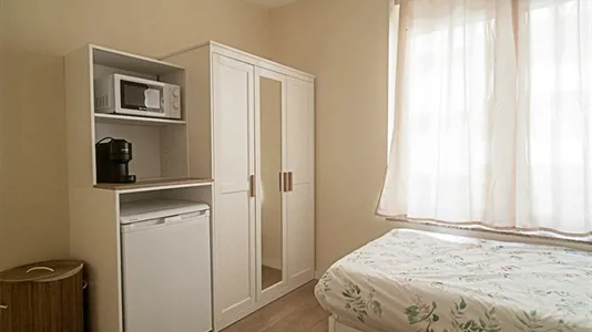 Rooms in Madrid Chamberí - photo 3