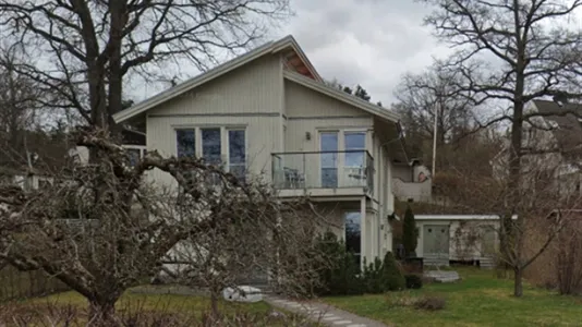 Houses in Huddinge - photo 2