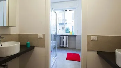 Room for rent in Milano Zona 8 - Fiera, Gallaratese, Quarto Oggiaro, Milan