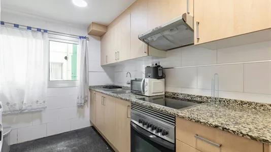 Rooms in Valencia Algirós - photo 9