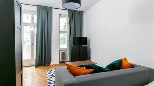 Apartments in Berlin Mitte - photo 2