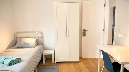 Rooms in Almada - photo 6
