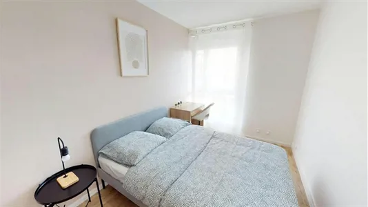 Rooms in Caen - photo 1