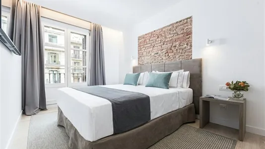 Apartments in Barcelona Eixample - photo 8