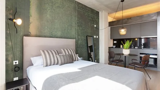 Apartments in Barcelona Eixample - photo 5