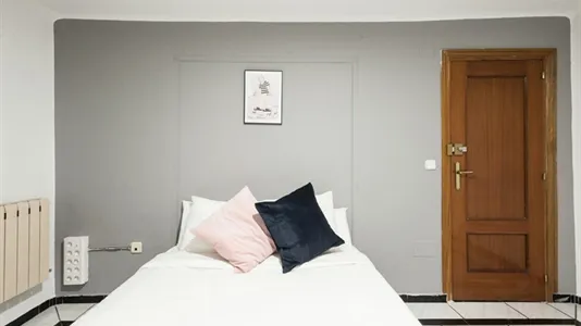 Rooms in Madrid Centro - photo 1