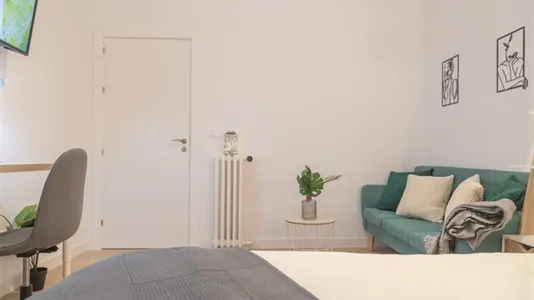 Rooms in Madrid Retiro - photo 4