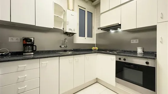Rooms in Barcelona Sarrià-St. Gervasi - photo 9