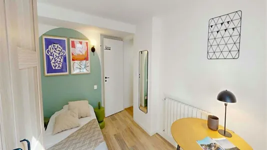 Rooms in Paris 9ème arrondissement - photo 2