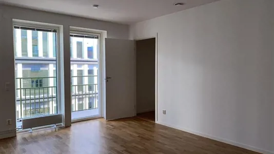 Apartments in Solna - photo 2