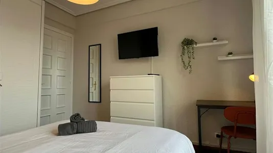 Rooms in Bilbao - photo 6