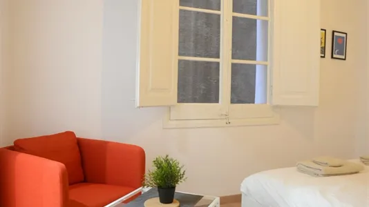 Apartments in Barcelona Ciutat Vella - photo 6