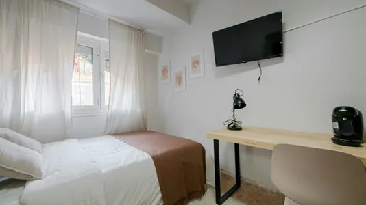 Rooms in Madrid Chamartín - photo 2