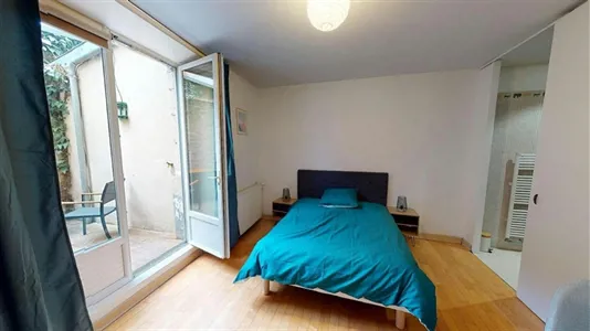 Rooms in Poitiers - photo 1
