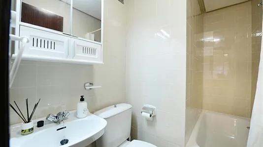 Rooms in Bilbao - photo 7