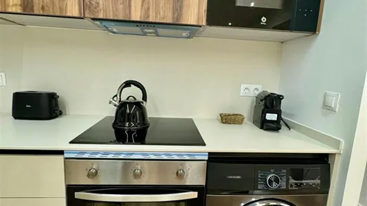 Rooms in Madrid Retiro - photo 10