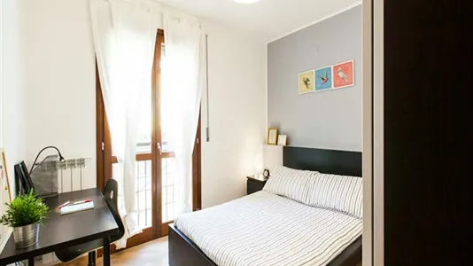 Rooms in Milano Zona 5 - Vigentino, Chiaravalle, Gratosoglio - photo 3