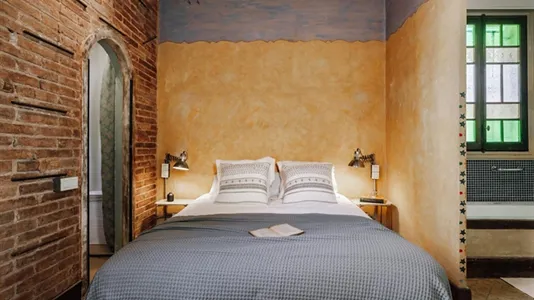 Rooms in Barcelona Eixample - photo 2