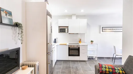 Apartments in Barcelona Sants-Montjuïc - photo 6