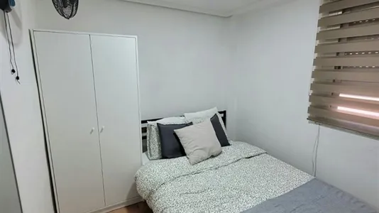 Rooms in Burjassot - photo 2