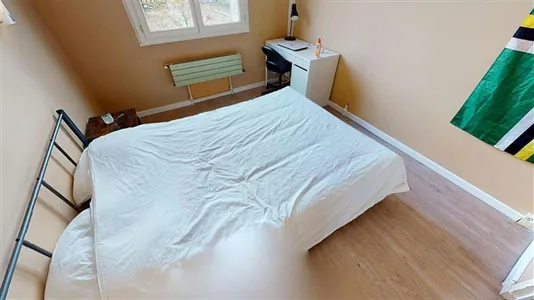 Rooms in Grenoble - photo 3