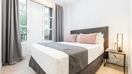 Apartments in Barcelona Eixample - photo 9