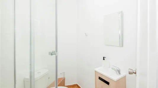 Rooms in Valencia L'Eixample - photo 5