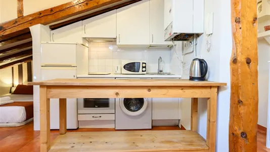 Apartments in Madrid Centro - photo 4