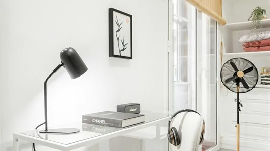 Apartments in Barcelona Ciutat Vella - photo 9