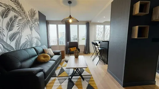 Rooms in Grenoble - photo 4