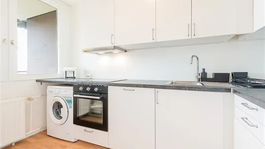 Apartments in Location is not specified - photo 8