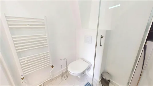 Rooms in Lyon - photo 10