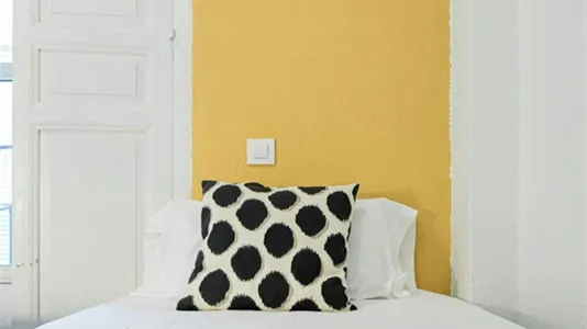 Rooms in Madrid Centro - photo 3