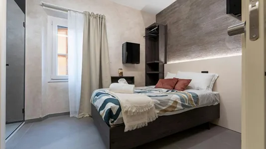 Rooms in Florence - photo 2