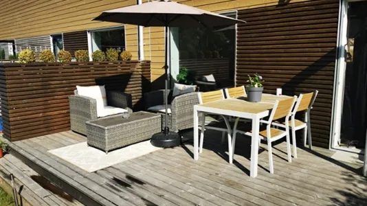 Houses in Österåker - photo 5